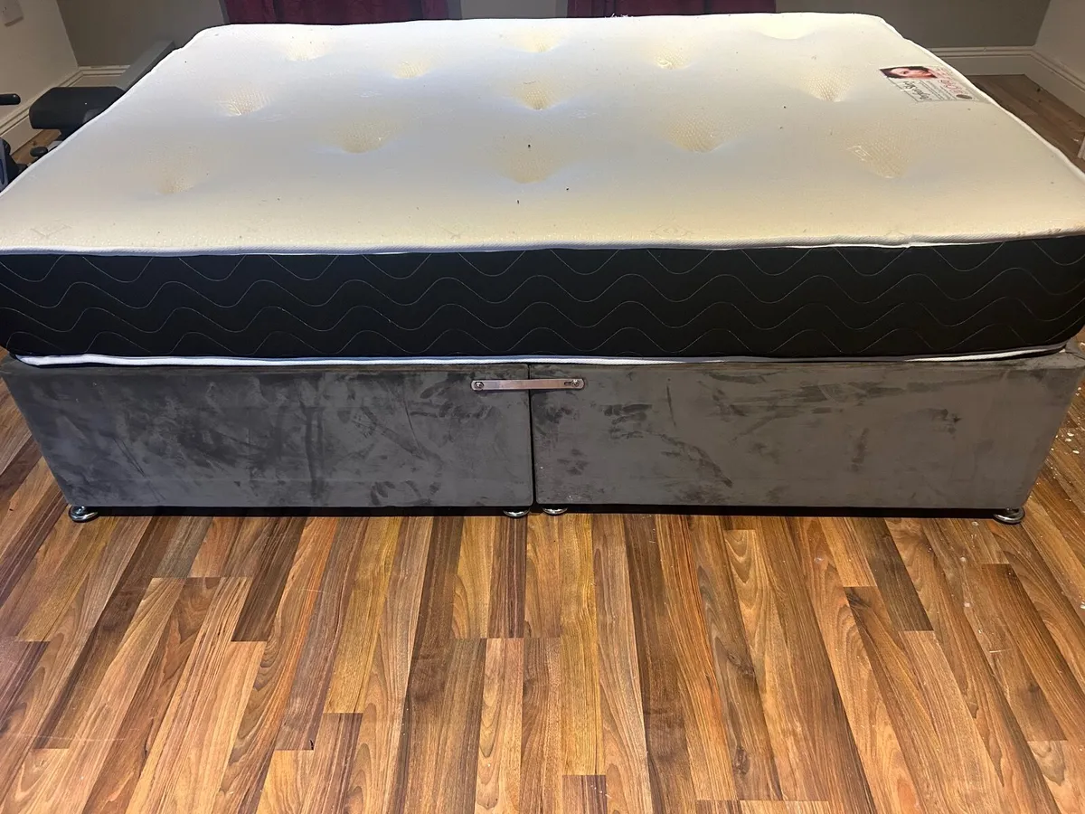 4.6ft  bed base with new mattress - Image 1