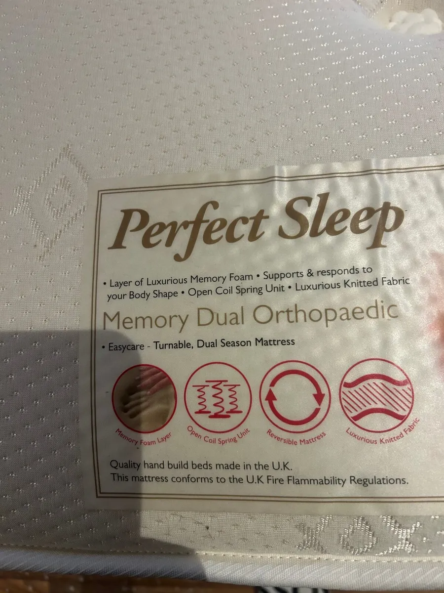 4.6ft  bed base with new mattress - Image 3