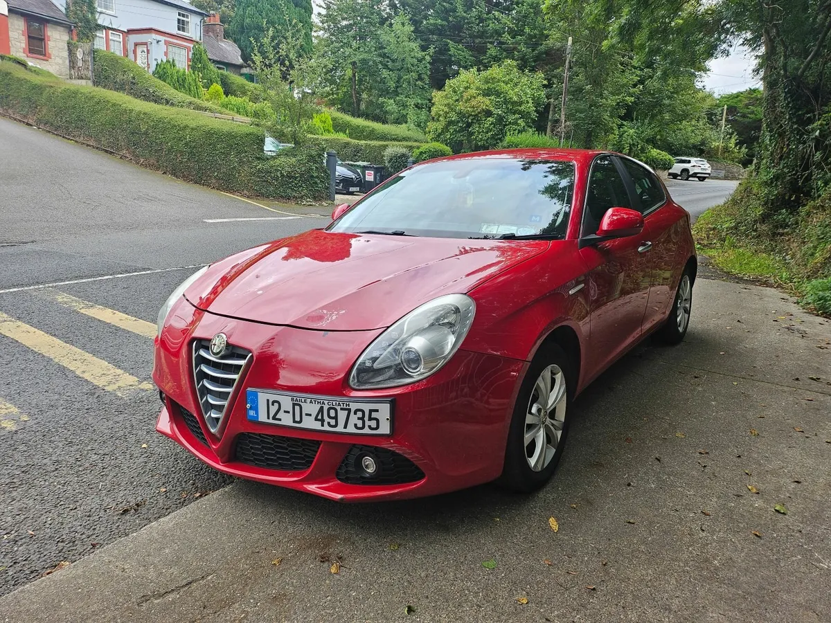 Alfa Romeo Giulietta 2012 - Image 3