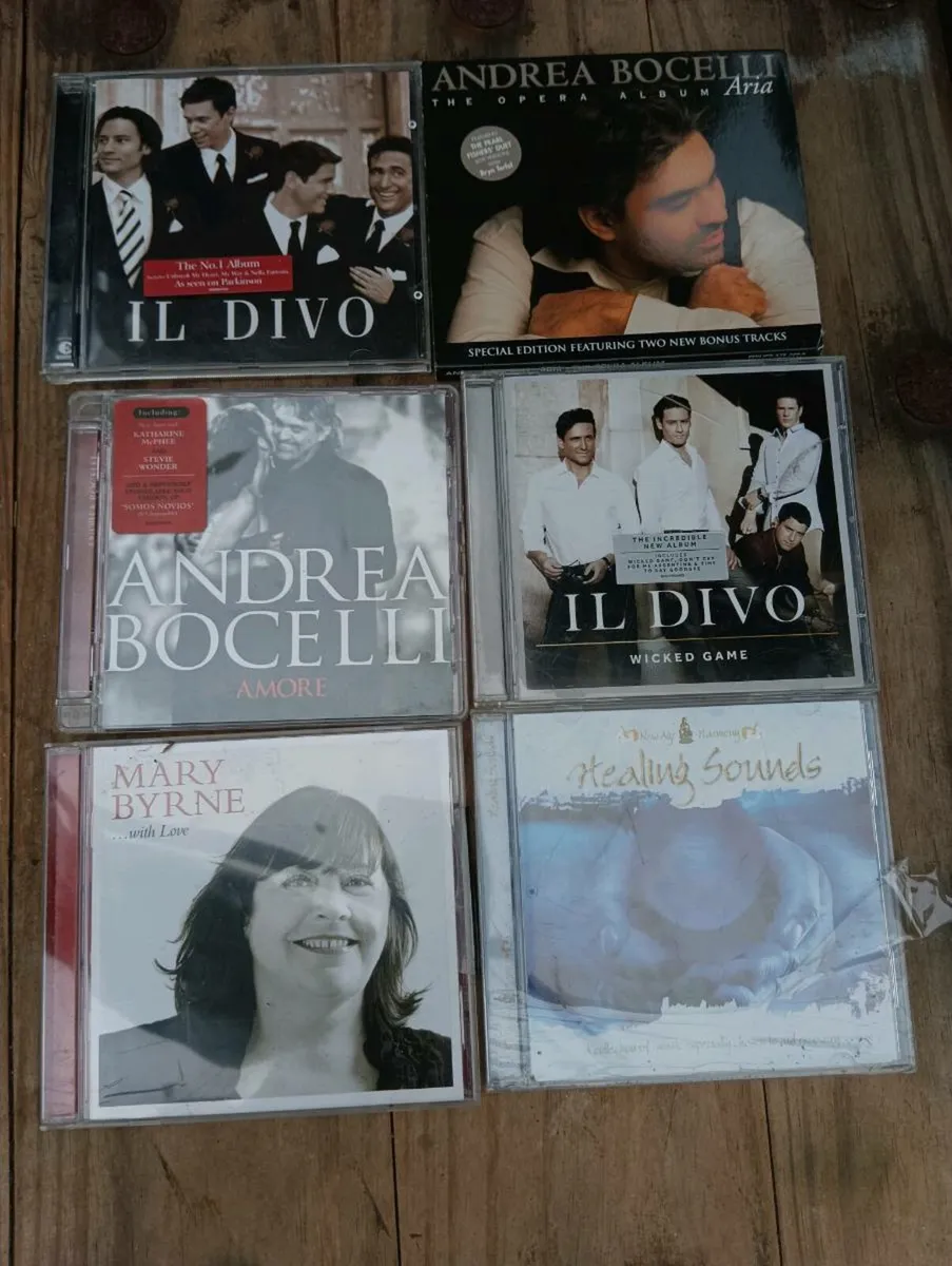 6 like new cd's,no scratches hardly used,6for 20 - Image 2