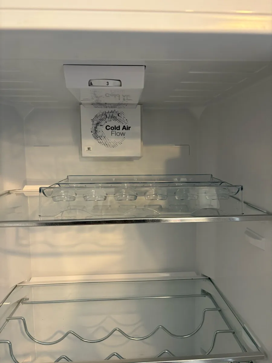 70/30 Integrated NoFrost Fridge Freezer - Image 3