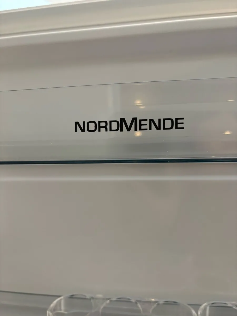 70/30 Integrated NoFrost Fridge Freezer - Image 4