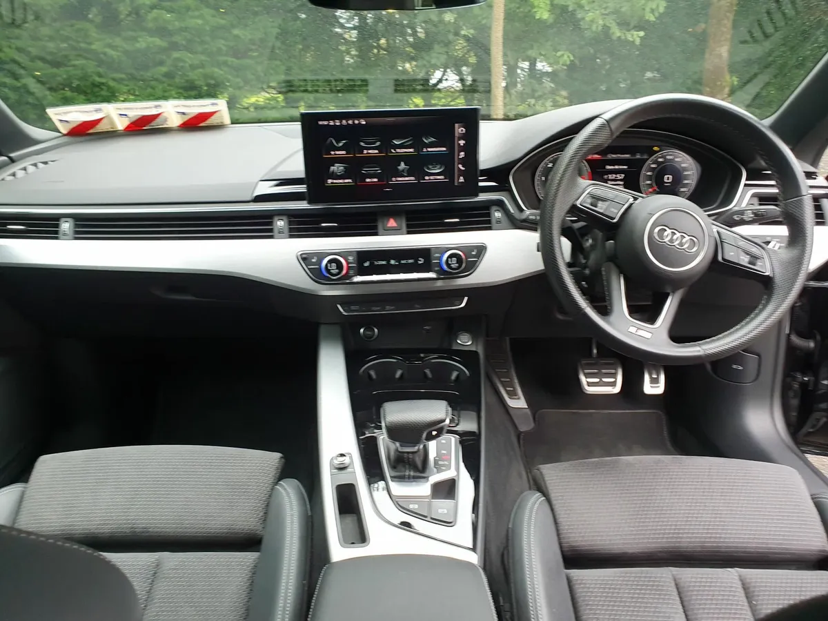 Audi A5 2021 - Image 4