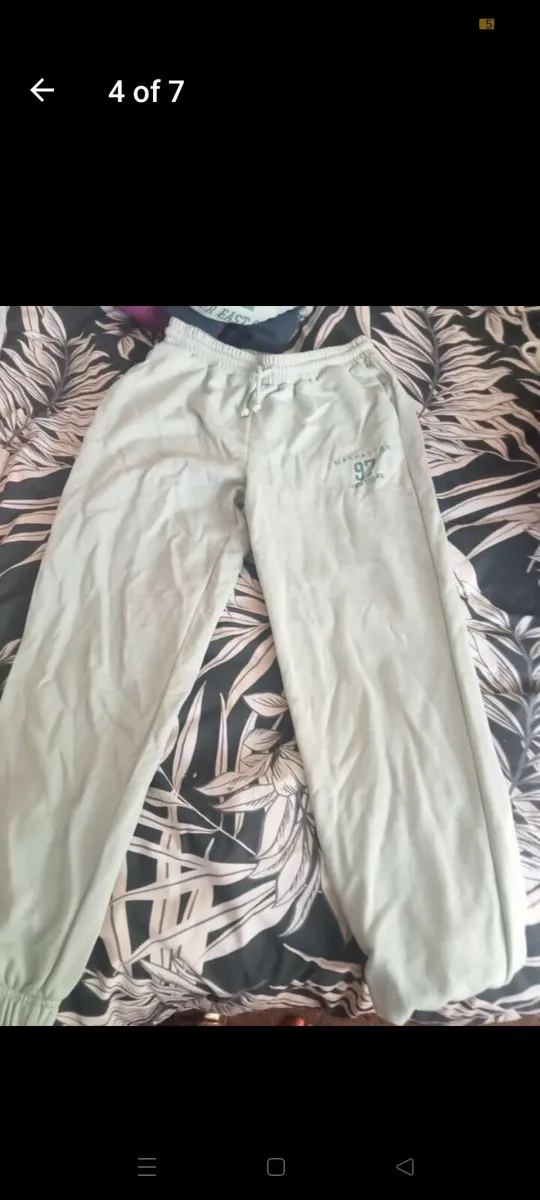 Ladies tracksuits size 8-10 - Image 4