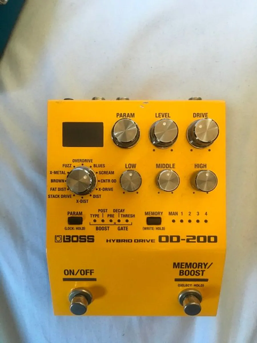 Boss guitar pedals - Image 1