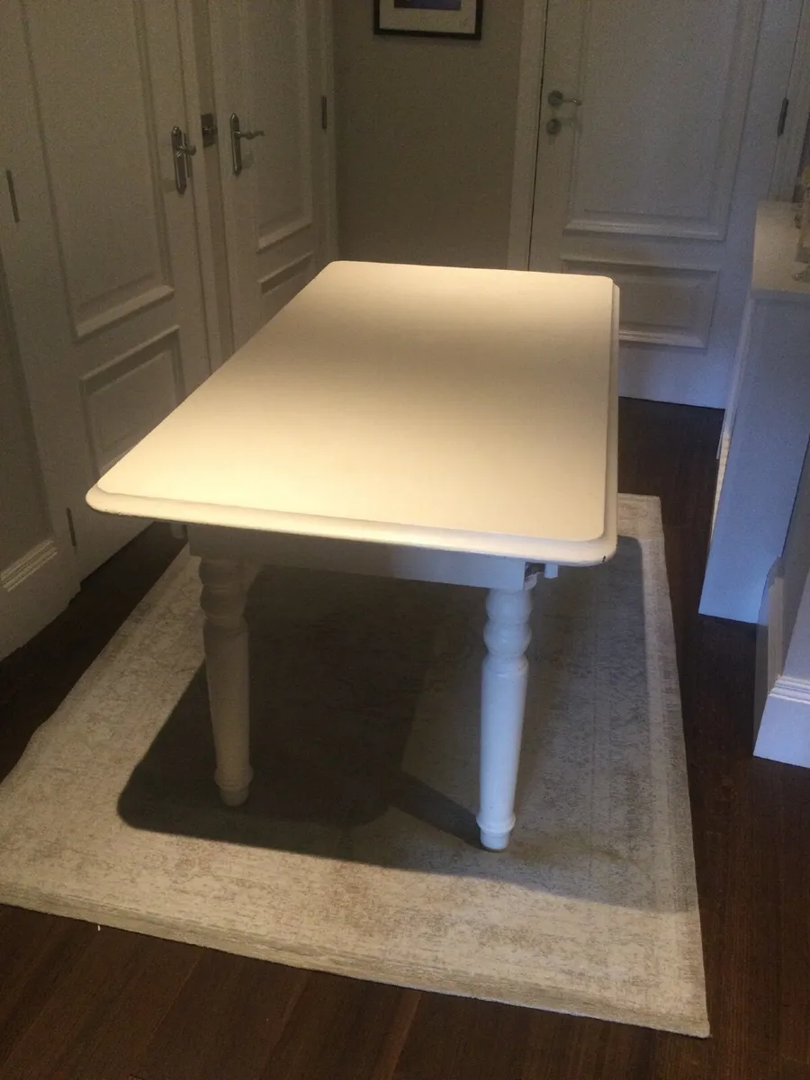 Kitchen Table - Image 2
