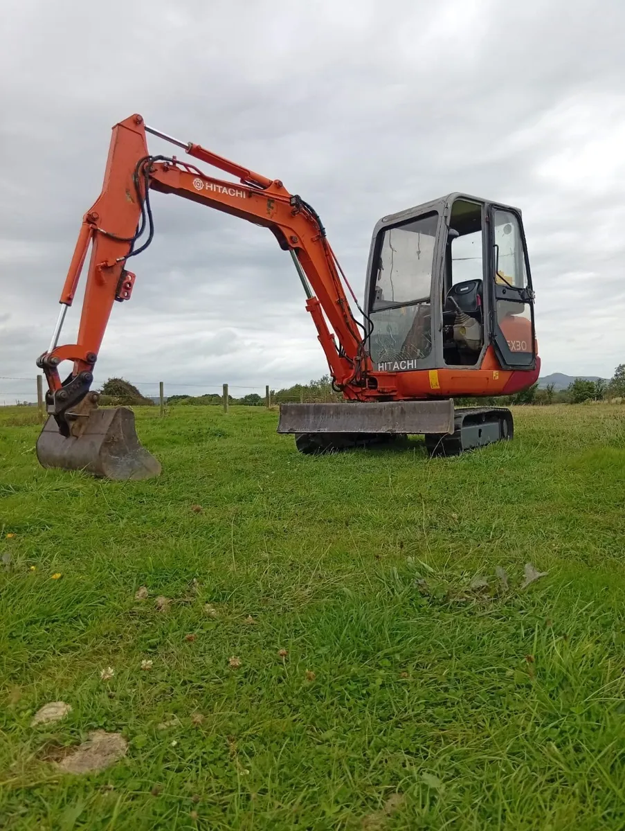 Hitachi digger bomag120 roller - Image 2