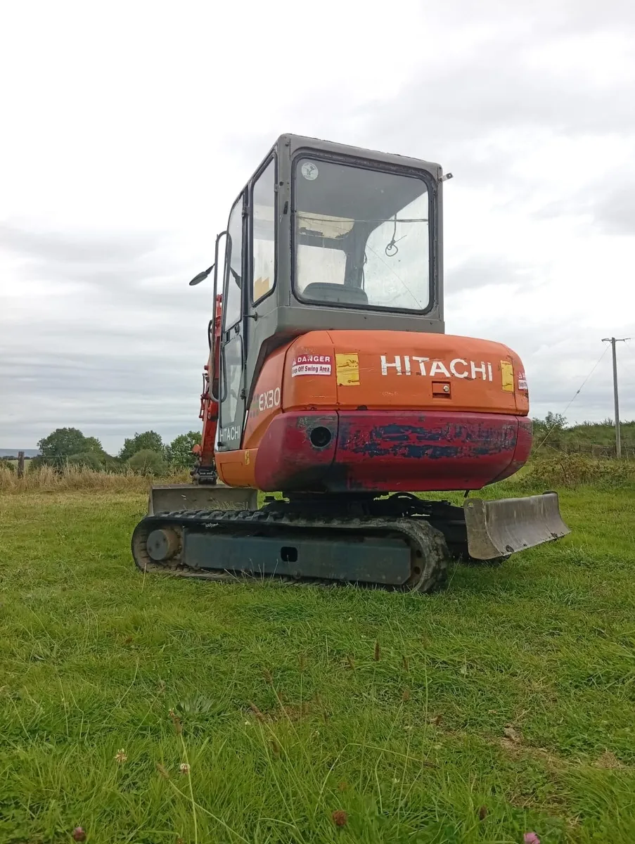 Hitachi digger bomag120 roller - Image 3