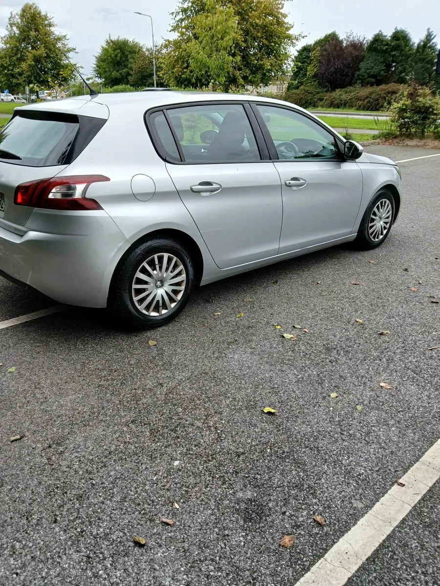 Peugeot 308 2015 - Image 3