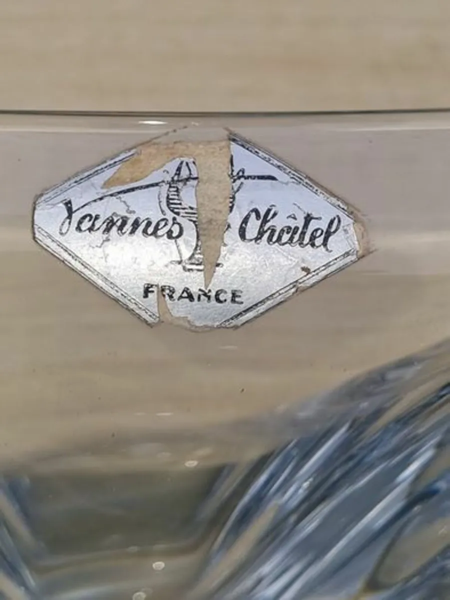 Vannes Chatel vintage large and heavy bowl. - Image 4