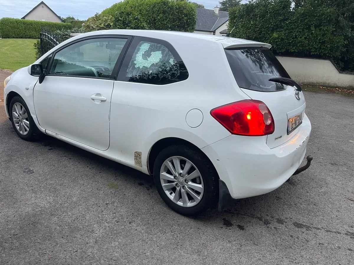 08 Toyota auris 1.4 Diesel van tax and test - Image 3