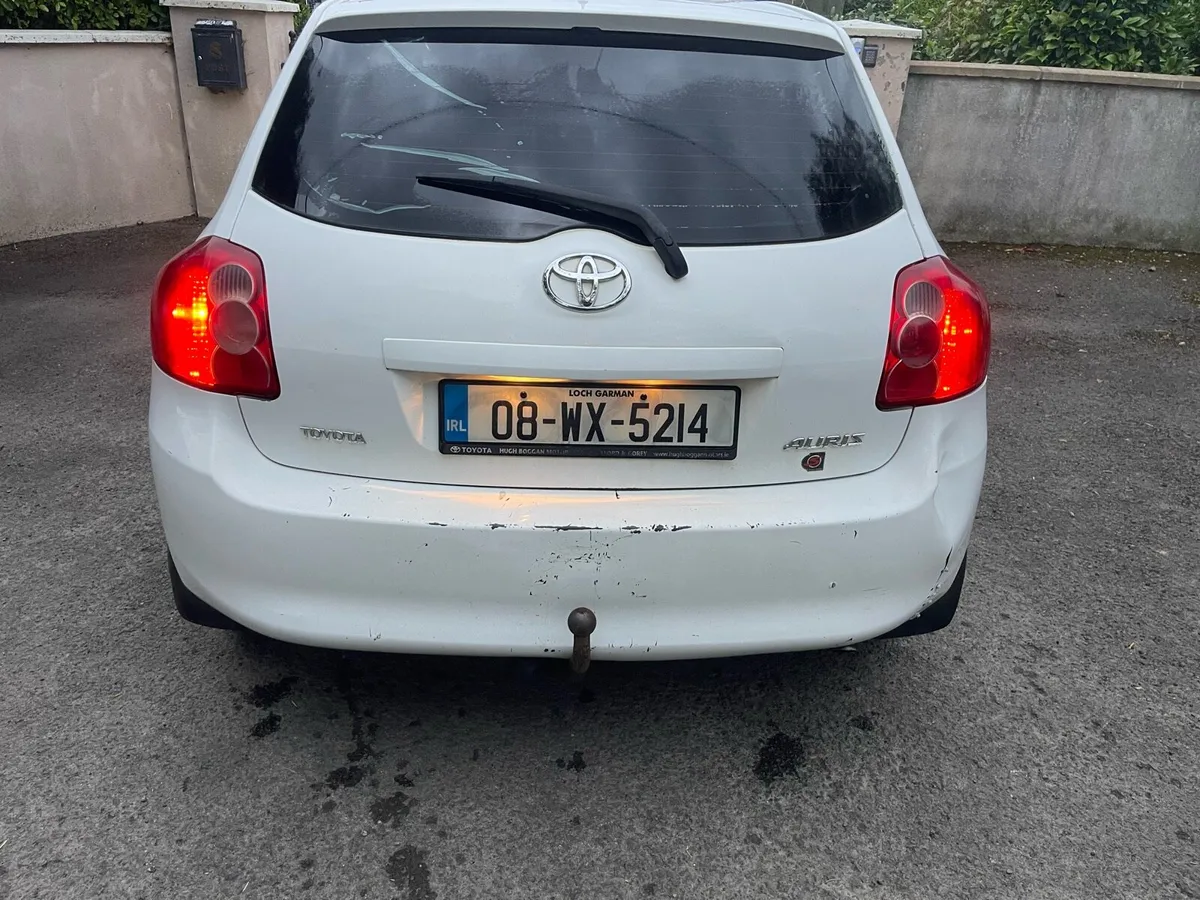 08 Toyota auris 1.4 Diesel van tax and test - Image 4