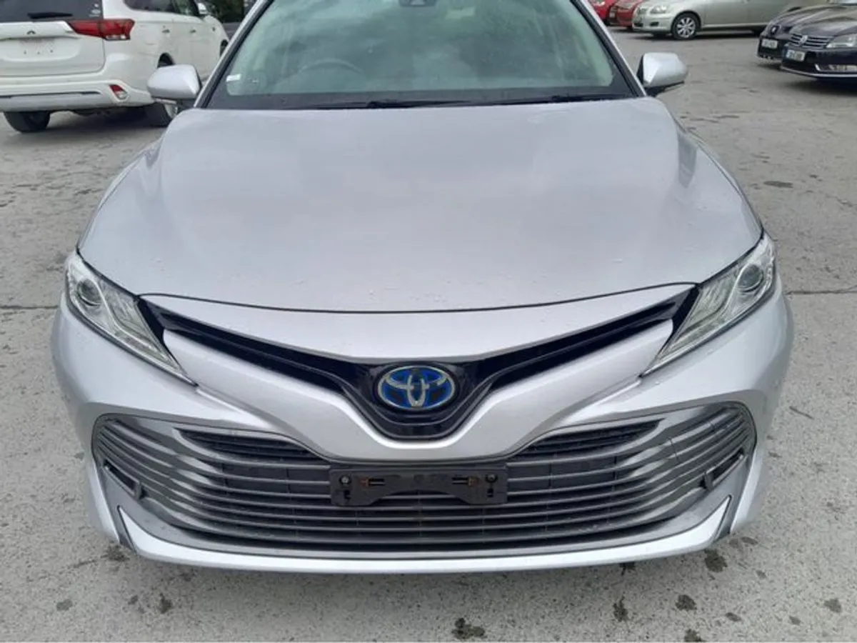 Toyota Camry 2.5 Hybird Automatic 4 Door - Image 4