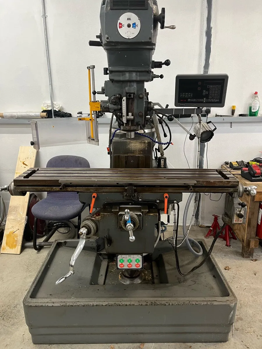 Milling machine - Image 1