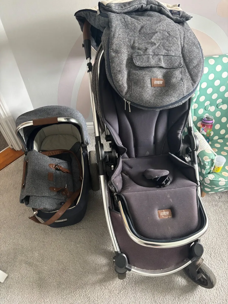 Mamas and Pappas Occaro Travel System - Image 1