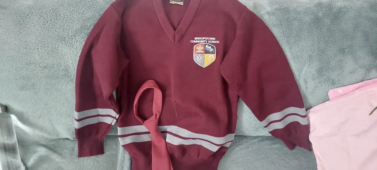 School jumper - Image 2
