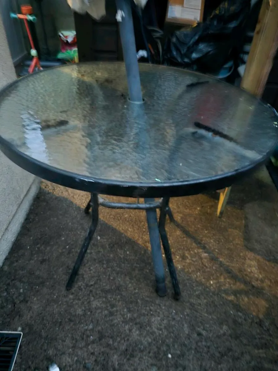 Glass table & Parasol - Image 3