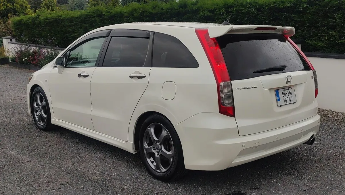 2008 Honda Stream RSZ (12months NCT) - Image 4