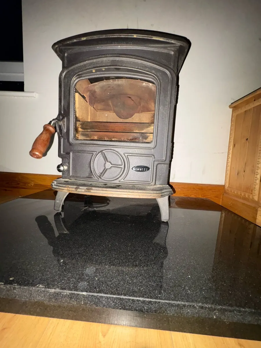 Stove - Image 1