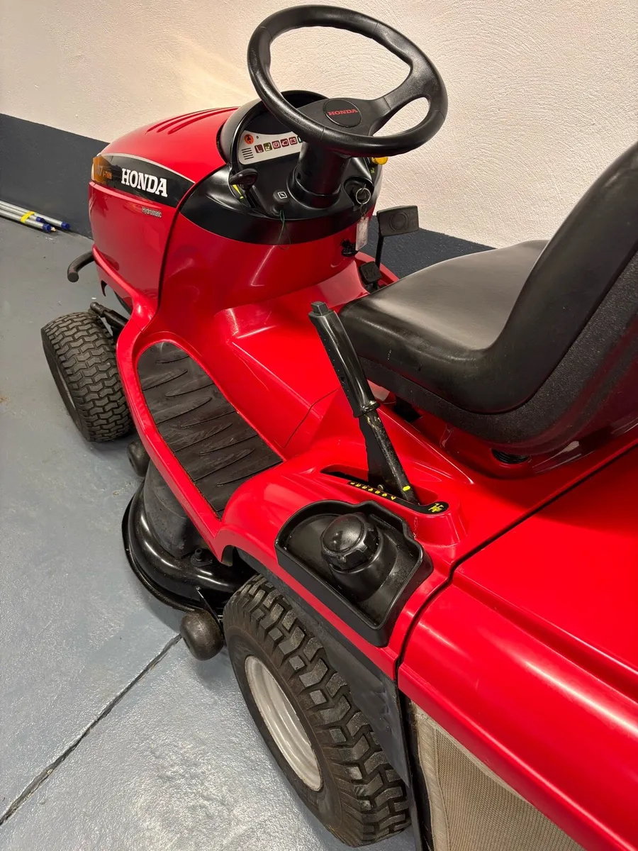 Honda 2417 lawnmower - Image 4