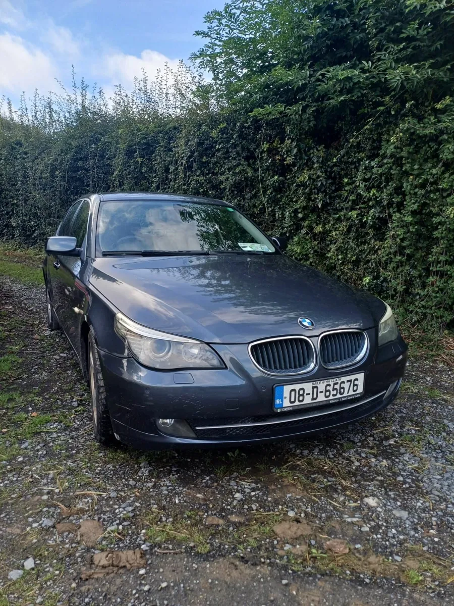 BMW 5-Series 2008 - Image 1