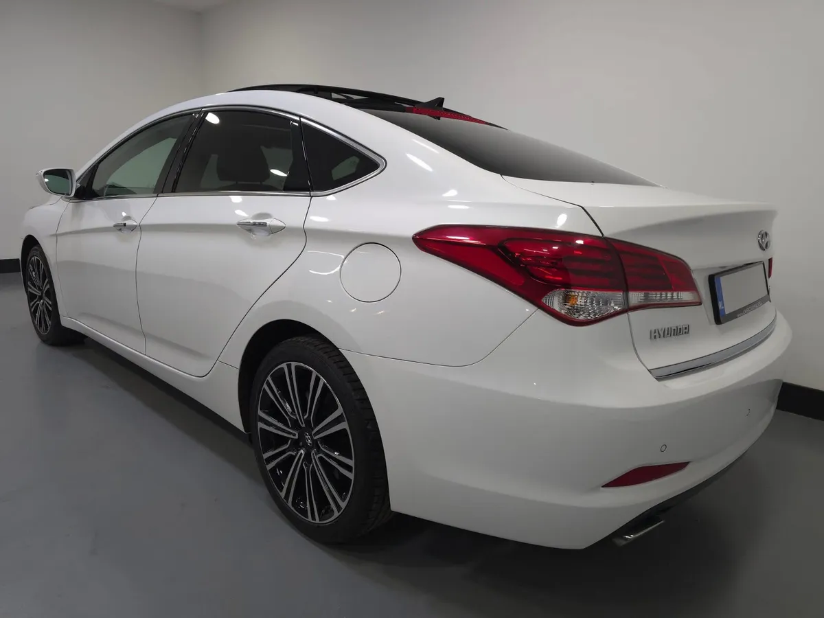Hyundai i40 1.7 CRDi Blue Drive Premium - Image 2