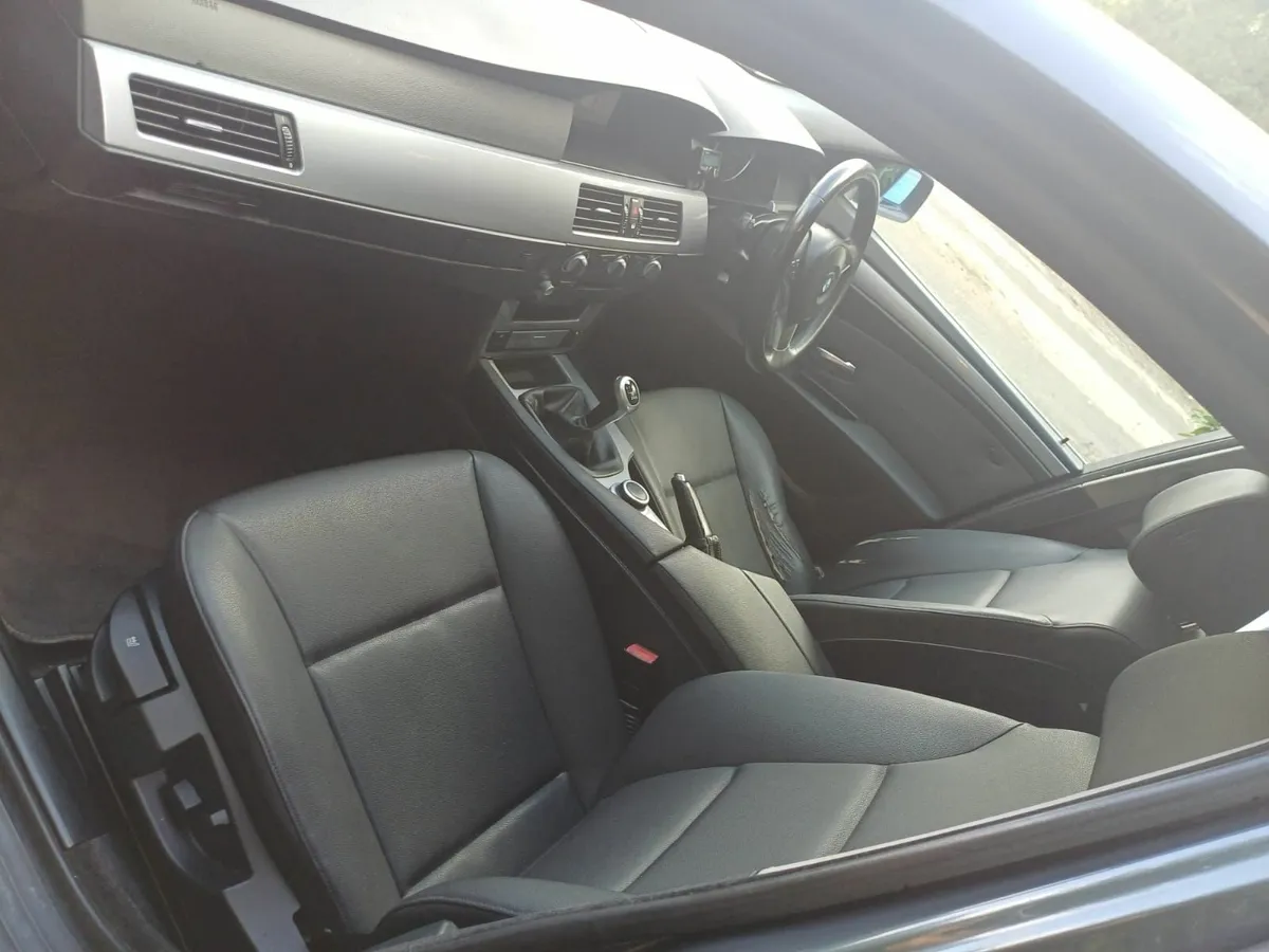 BMW 5-Series 2008 - Image 4