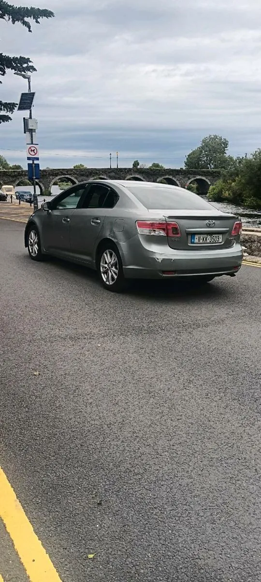 Toyota avensis - Image 4