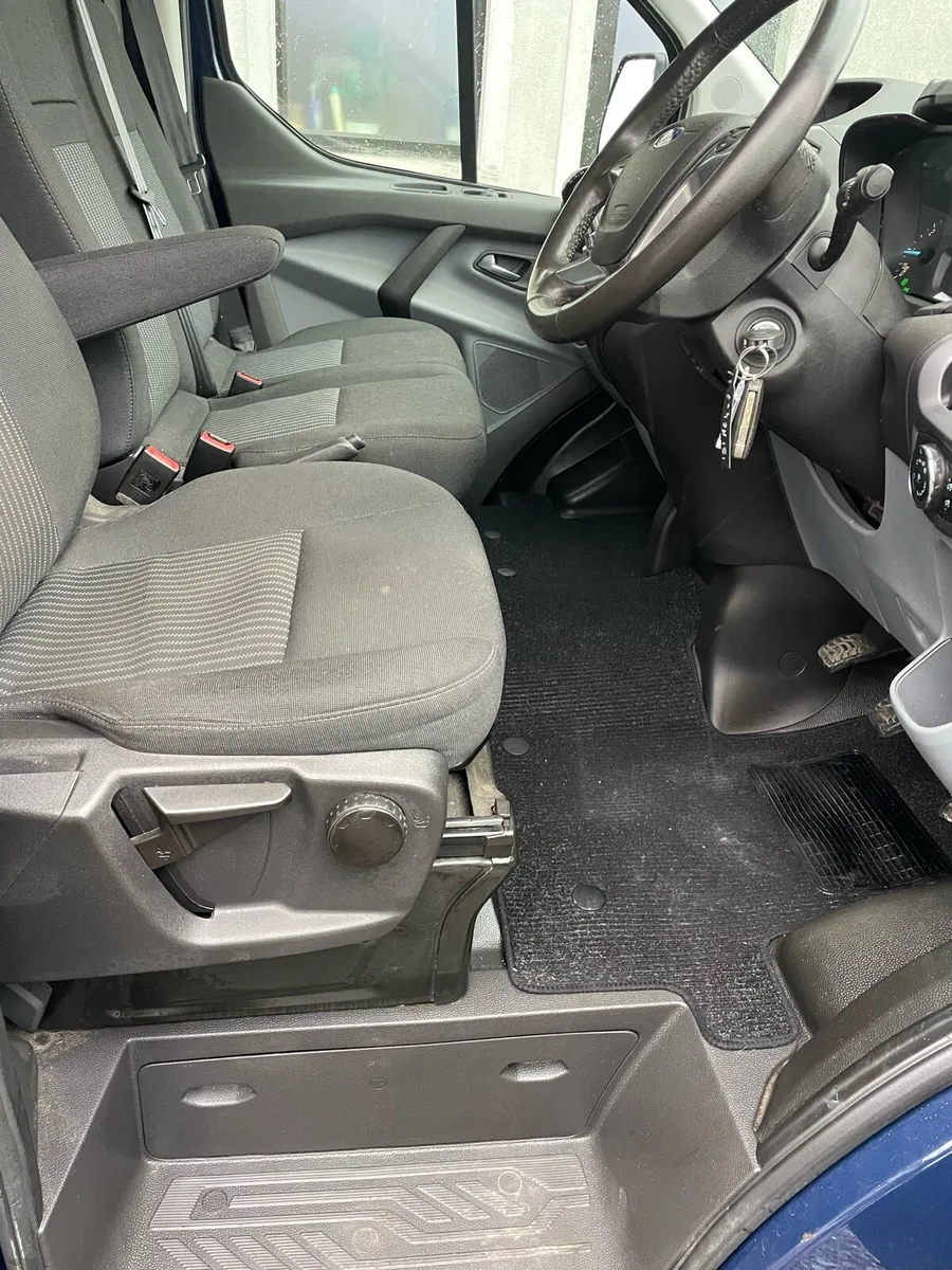 Ford Transit Custom Trend - Image 4