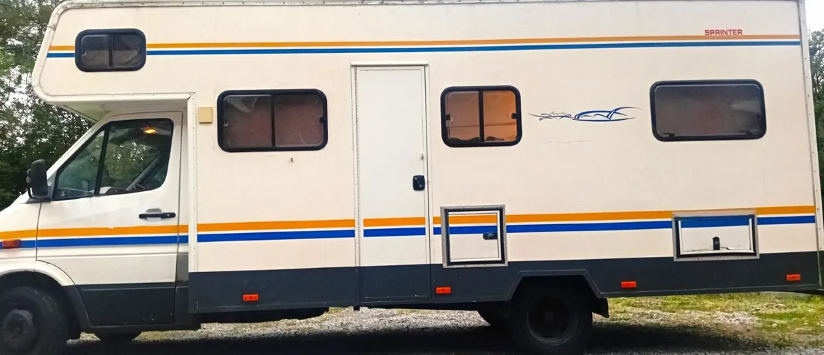 Mercedes Benz Sprinter 412 Motor-Home - Image 4