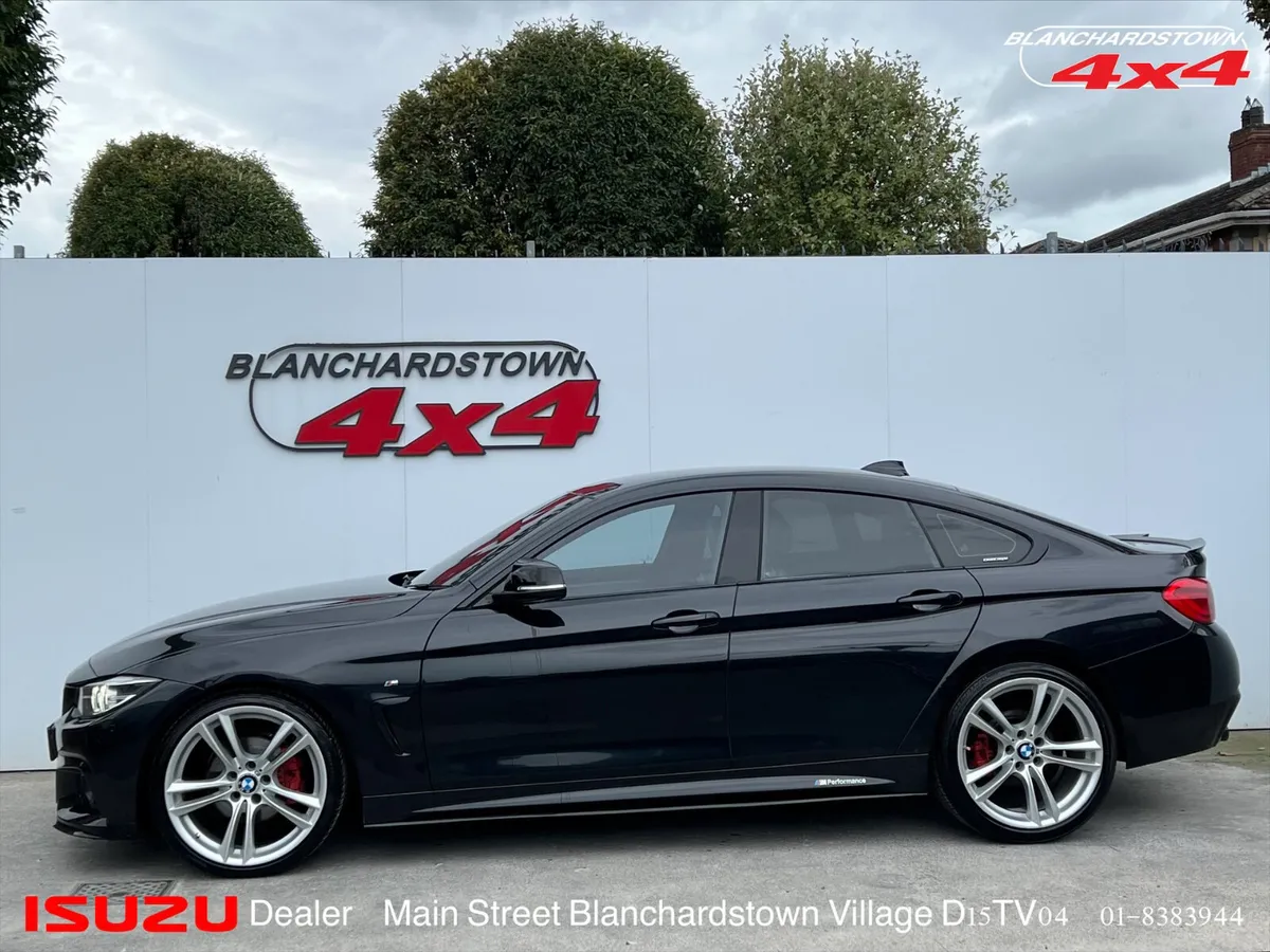 BMW 420d MSPORT SAPPHIRE BLACK STUNNING - Image 3