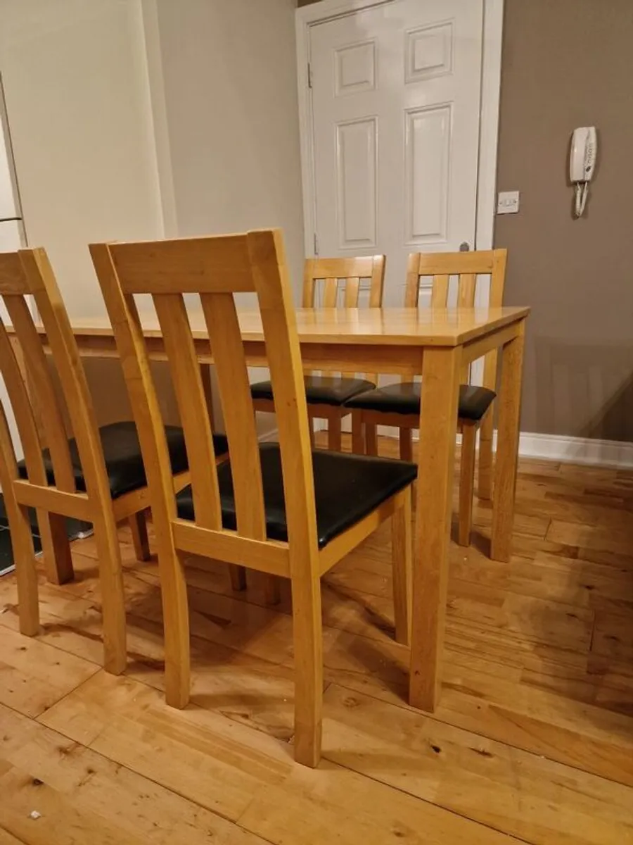 dining table with 4 chairs - Image 2