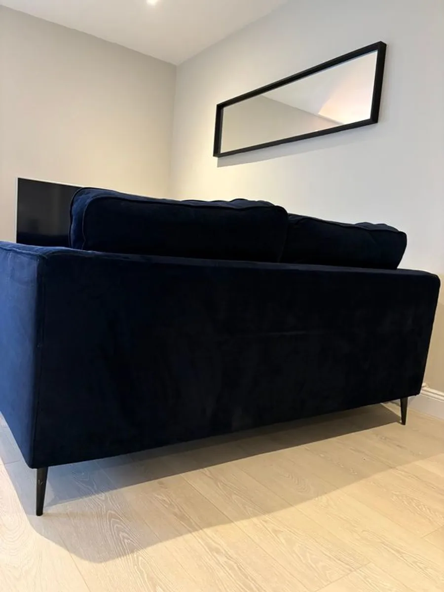 2 Seater Sofa - Image 3