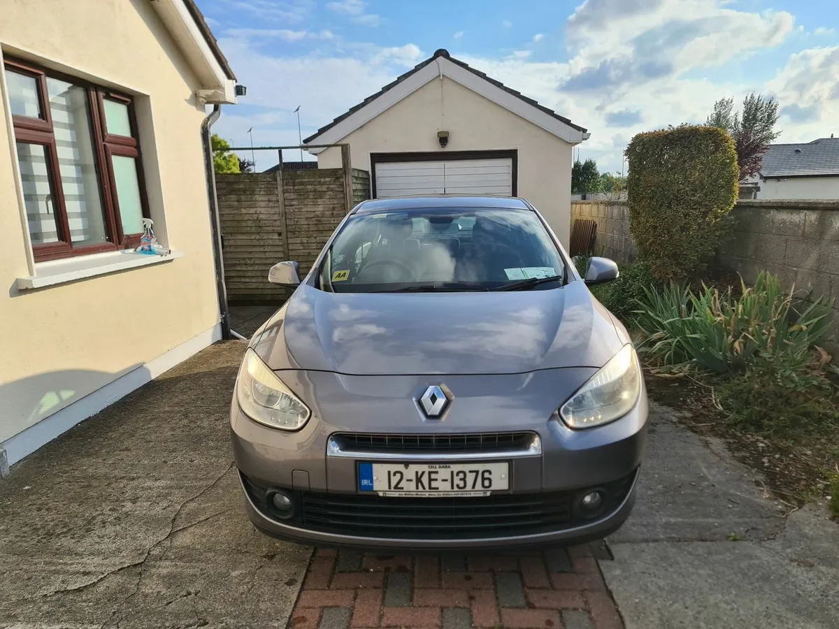 Renault Fluence 2012 - Image 2