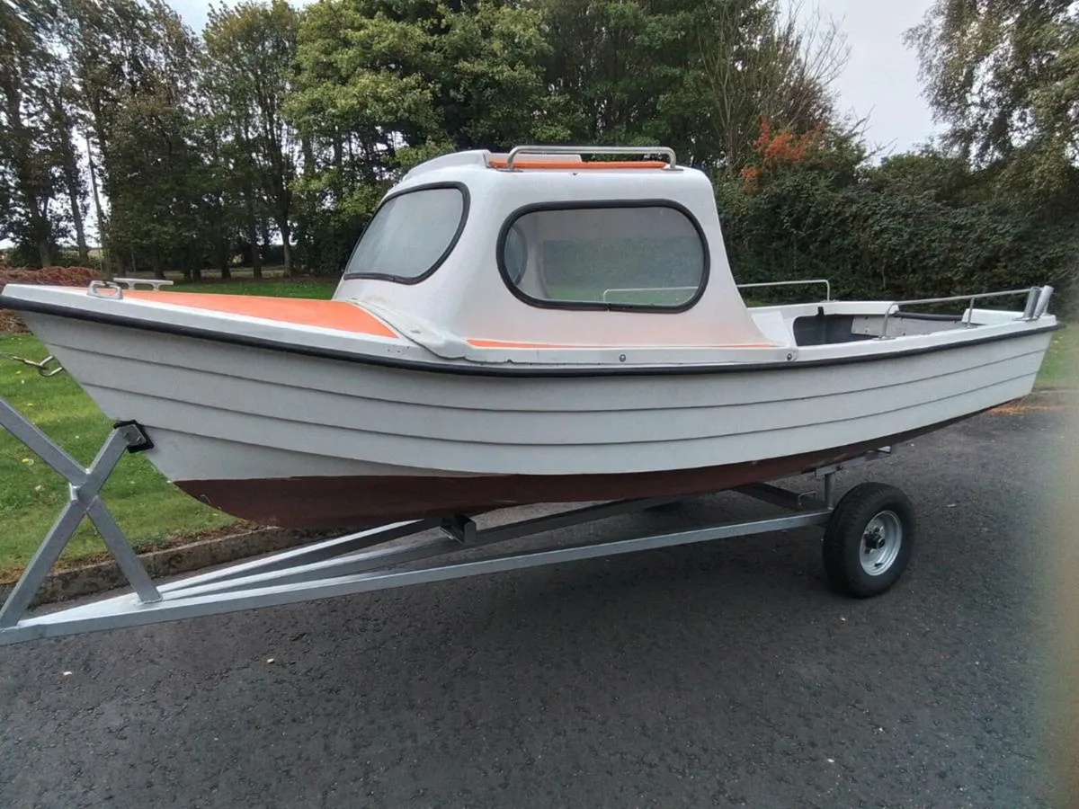 15 ft GRP Fishing boat - Image 2
