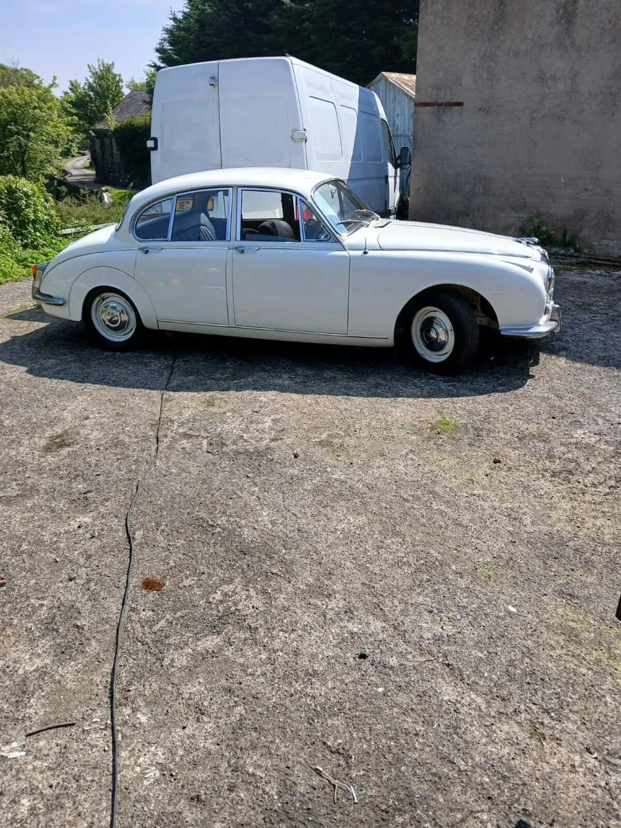 Jaguar mk2 .plus rover 45 - Image 2