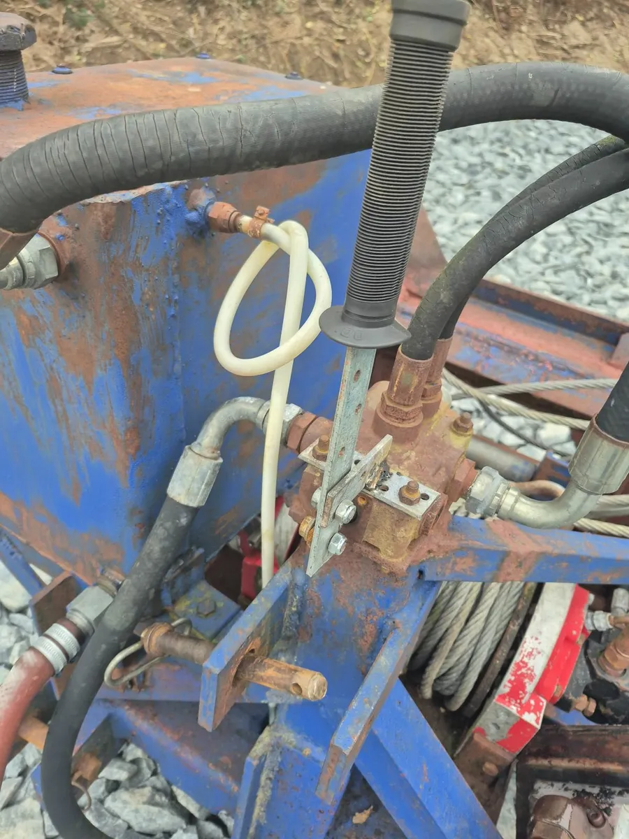 Tractor/ telehandlerwinch hydraulic,  forest /tree - Image 2