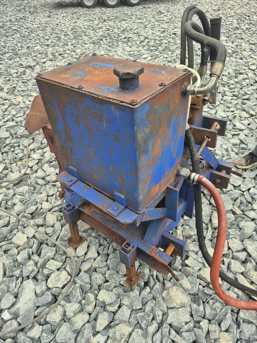 Tractor/ telehandlerwinch hydraulic,  forest /tree - Image 4