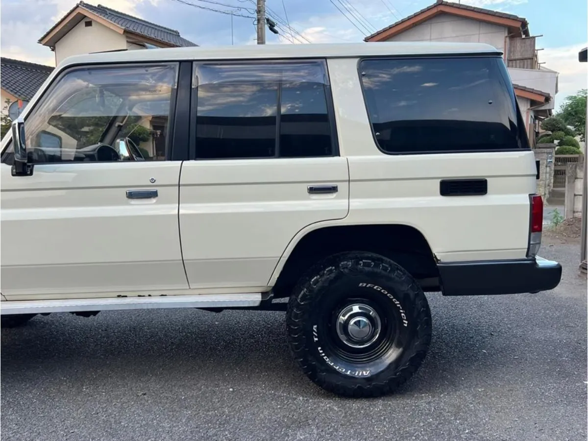 Toyota Land Cruiser Prado 70 –from Japan 🇯🇵 - Image 3
