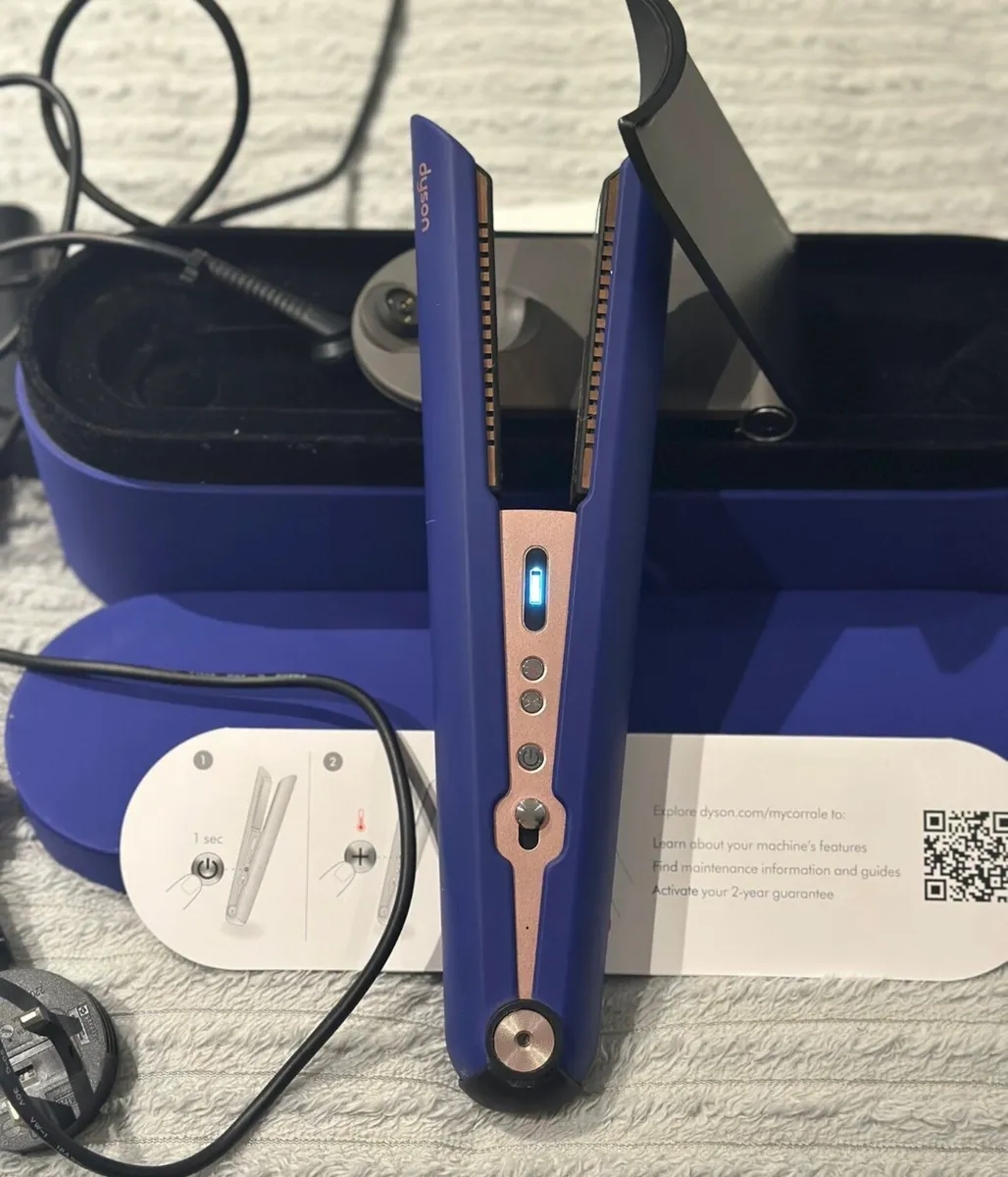 Dyson hair straightener - Image 2