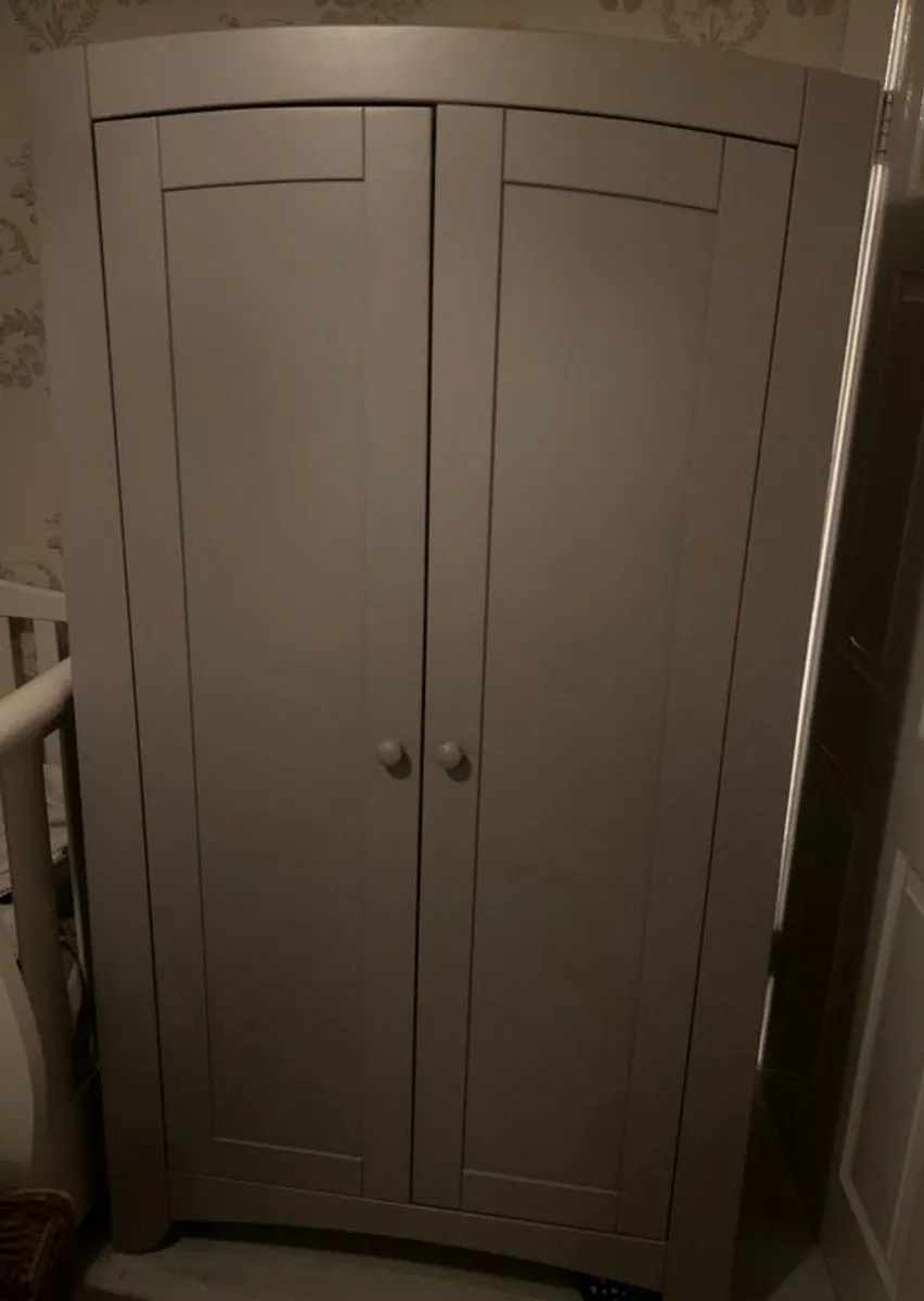 mamas and papas wardrobe and changing unit - Image 2