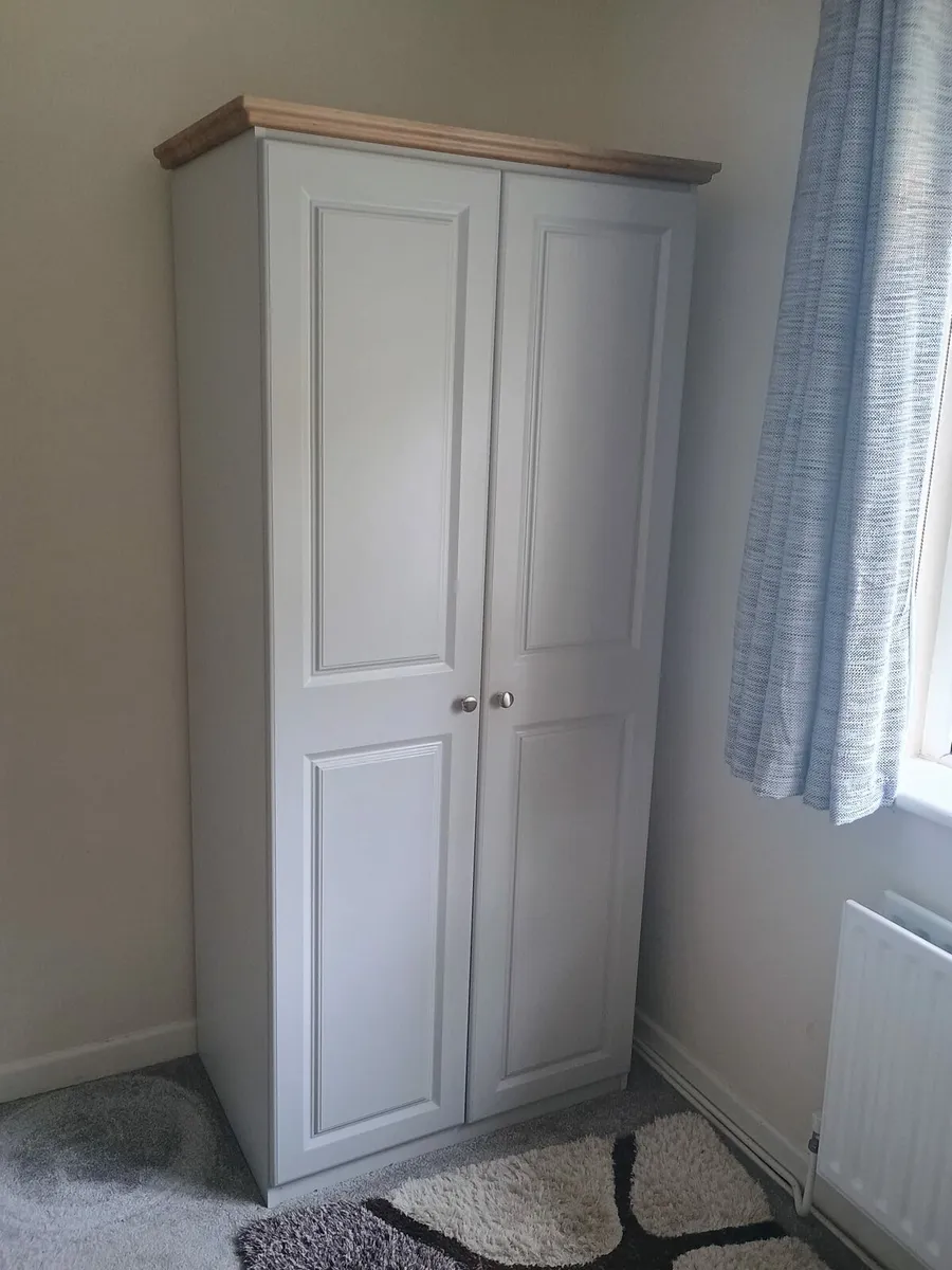 Wardrobe - Image 2