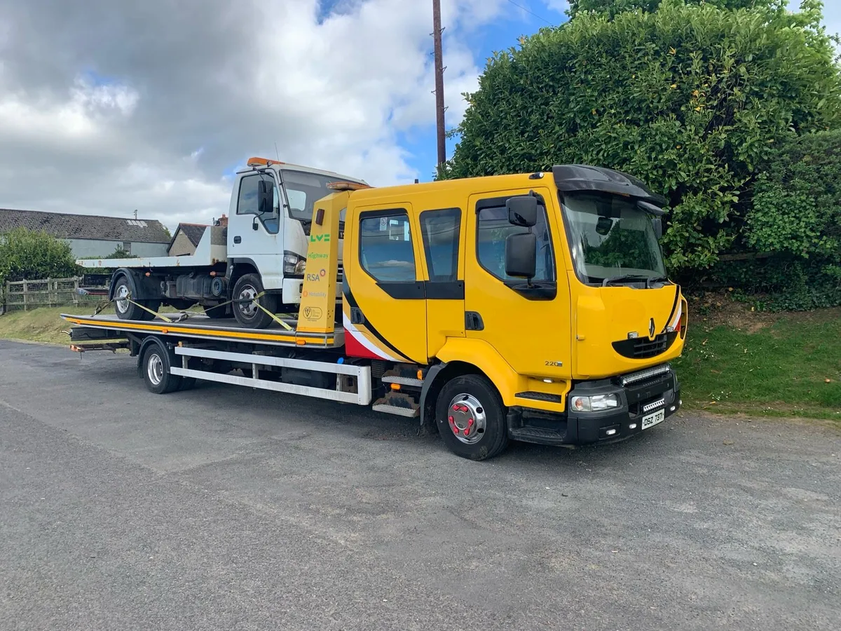 Renault 12ton recovery tilt and slide - Image 4
