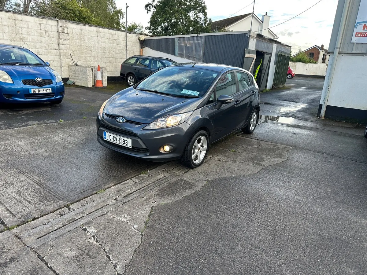 10 Ford Fiesta 1.4 diesel - Image 2
