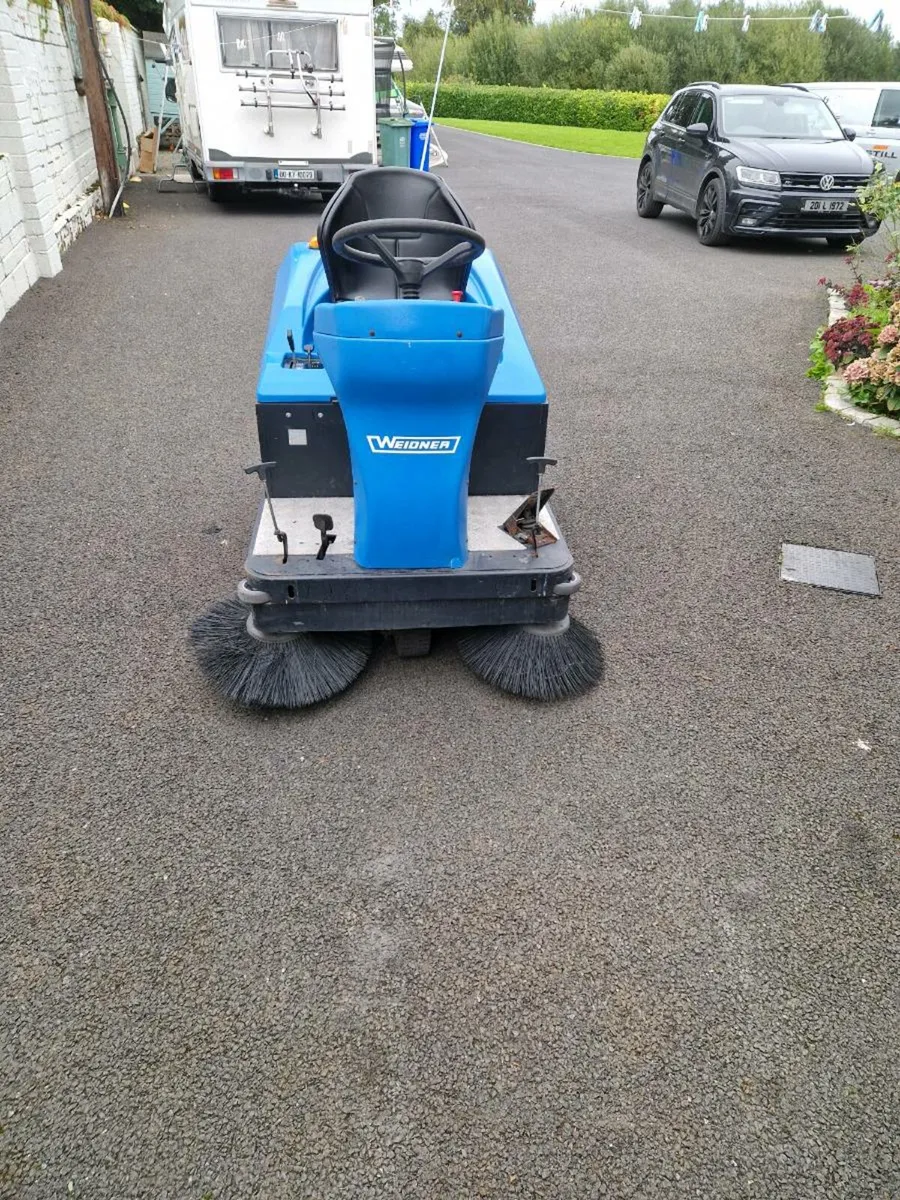 Weidner electric sweeper - Image 2