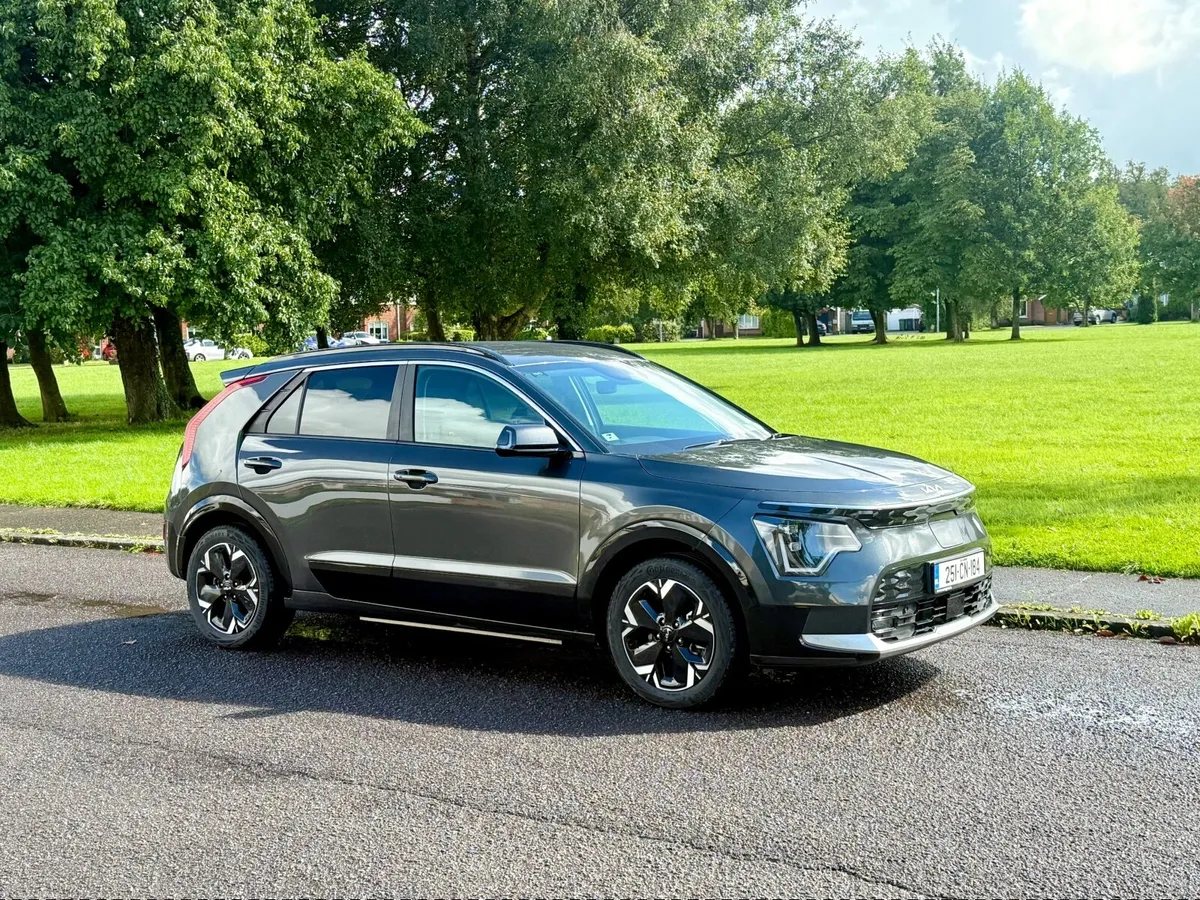 Kia Niro EV 2025 year/only 8t.km. - Image 3