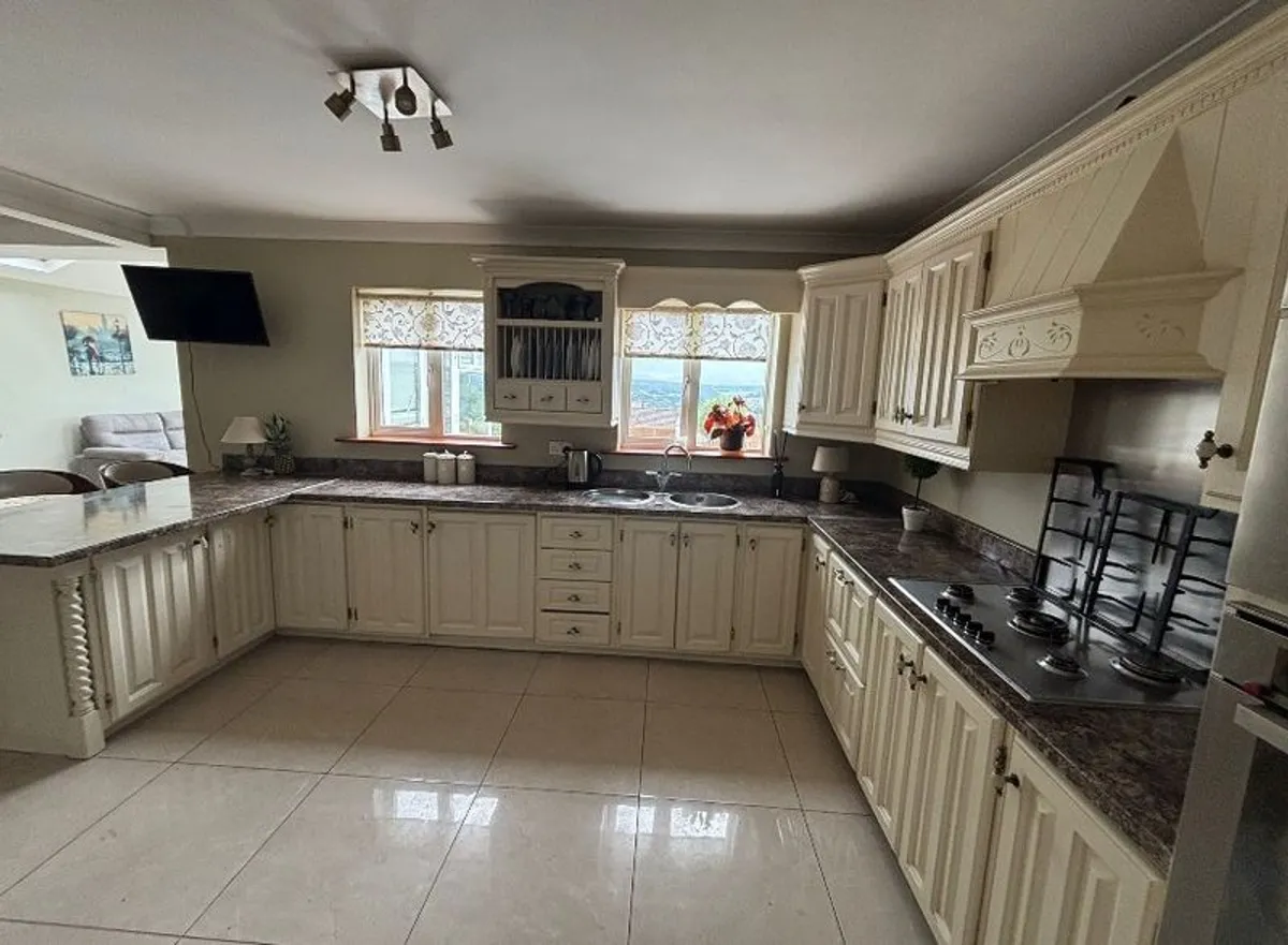kitchen units - Image 4