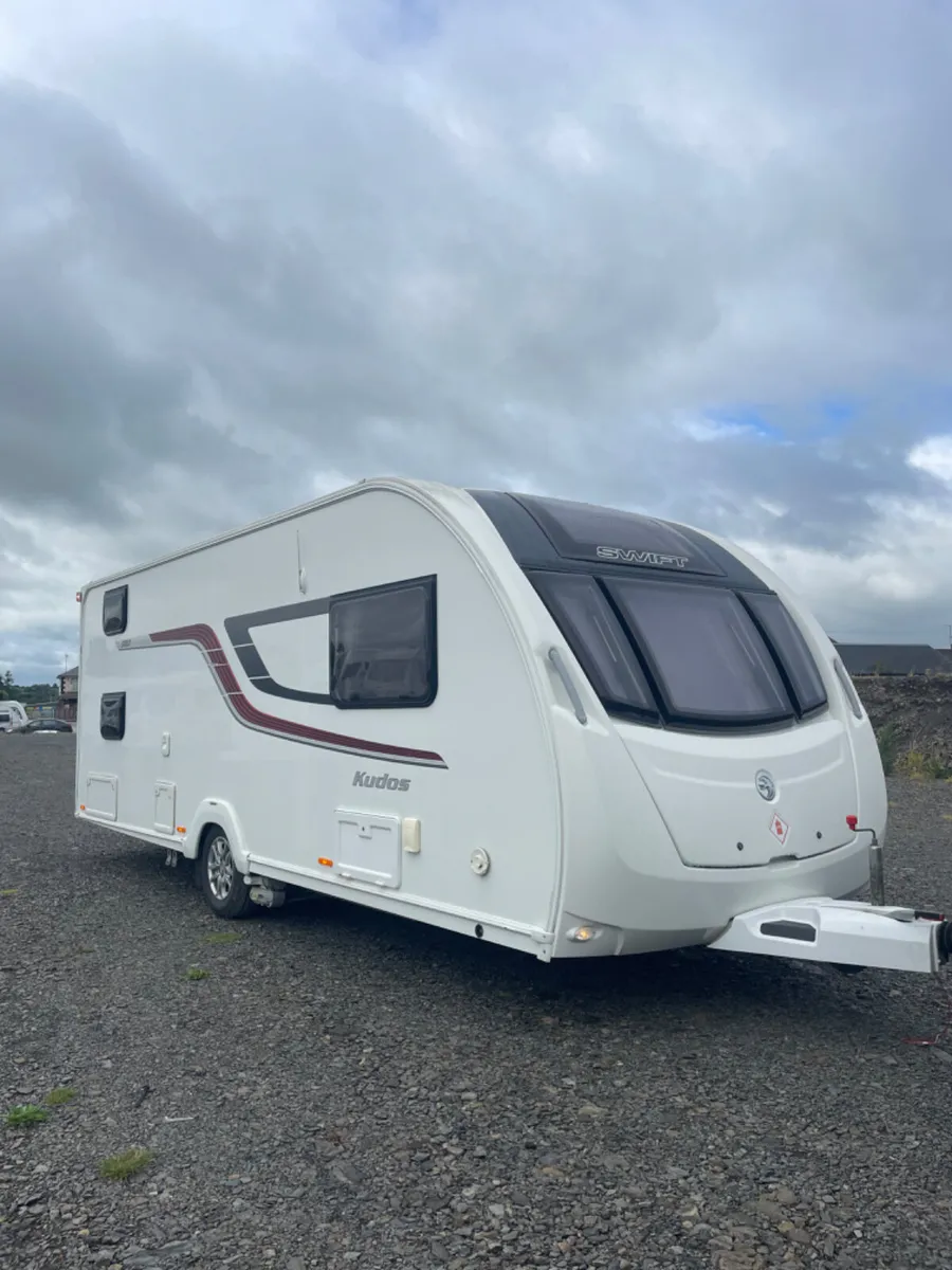 💎 2016 Swift Kudos 580 6 Berth Caravan 💎 - Image 2