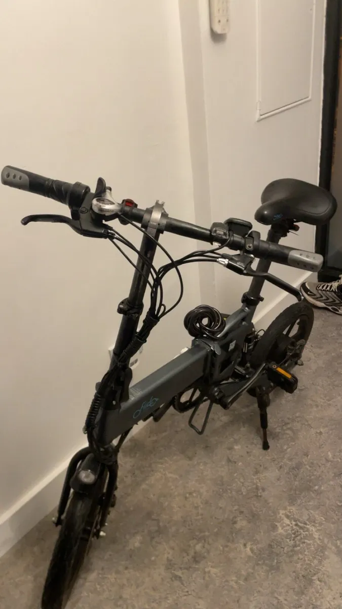 Electric bike - Image 3
