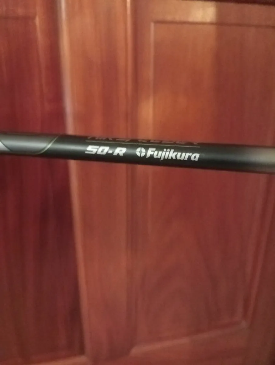 TaylorMade Qi35 Driver Reg Flex 10.5 NEW - Image 3